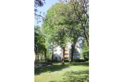 ++ ERHOLEN UND WOHNEN ZUGLEICH ++ SONNIGE 3-ZIMMERWOHNUNG DIREKT AM SEE ++ - München Feldmoching-Hasenbergl