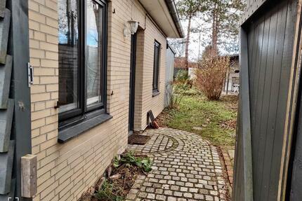 freistehendes, sonniges EFH in Form eines Walmdach-Bungalows - Sankt Peter-Ording