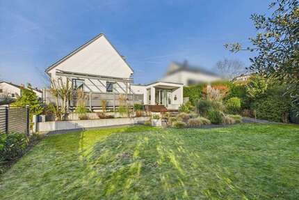 Haus zum Kaufen in Wiesbaden 1.695.000,00 € 232 m²