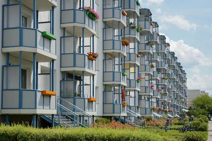Klassische 3-Raum-Wohnung mit sonnigem Balkon - Güstrow