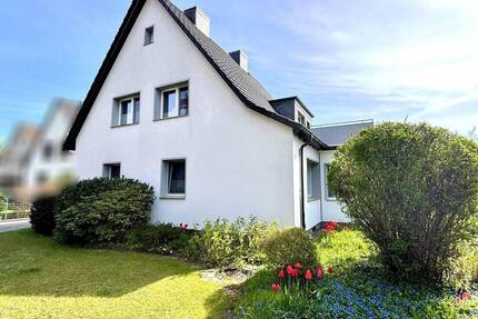 Modernisiertes Einfamilienhaus mit Garage in ruhiger Sackgassenlage von Uelzen (Sternviertel)
