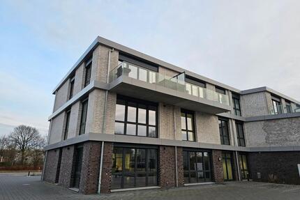 3 Zimmer Wohnung zur Vermietung in Norderstedt von privat BJ. 24