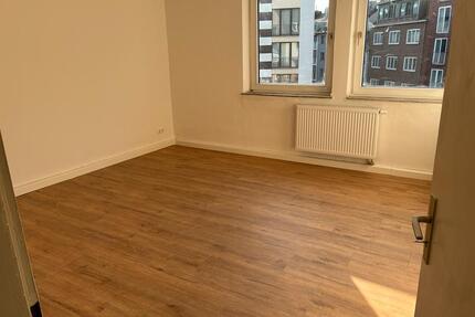 Aachen Innenstadt 3ZKDB 70qm Wohnung -NEUsaniert!
