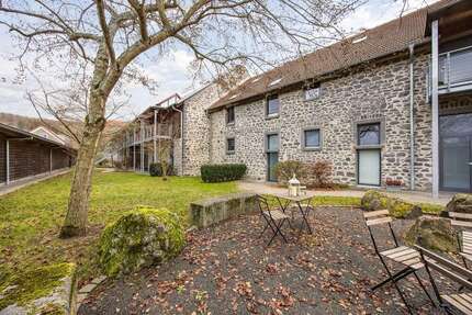 Haus zum Kaufen in Lich 799.000,00 € 204 m²