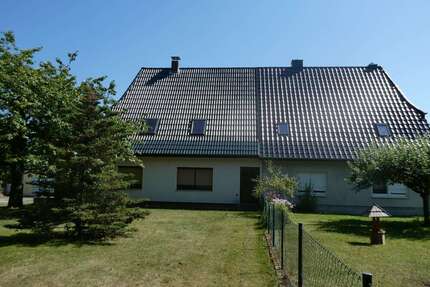 Haus zum Kaufen in Breesen 185.000,00 € 164 m²