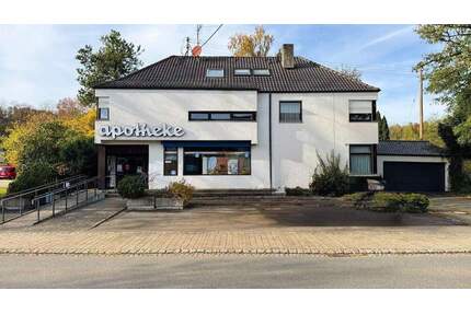 Mehrfamilienhaus mit Gewerbe in Eberhardzell, Charmantes Wohn- und Geschäftshaus in idyllischer Umgebung