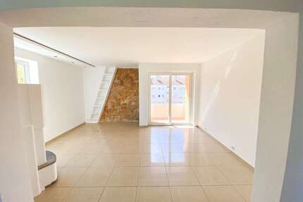 Wohnung zum Mieten in Traunreut 900,00 € 79 m²