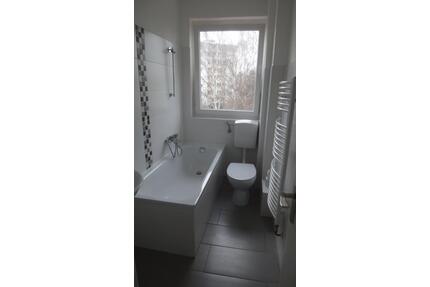 Provisionsfrei 2-Zi.Wohnung,Balkon, ruhige Lage Rudow, Nahe U-bah - Berlin Neukölln