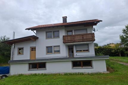 Wohnhaus in der Mauth - 270.000,00&nbsp;EUR Kaufpreis, ca.&nbsp; 150,00&nbsp;m&sup2; in Mauth (PLZ: 94151)