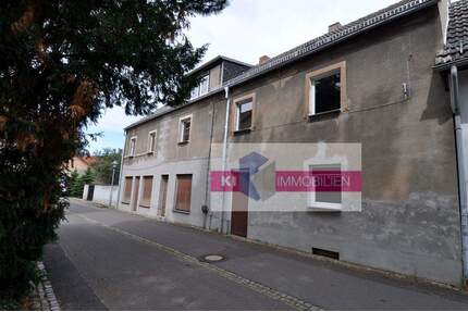 IN VERKAUFSVORBEREITUNG - 60.000,00&nbsp;EUR Kaufpreis, ca.&nbsp; 102,00&nbsp;m&sup2;&nbsp;Wohnfl&auml;che in Regis-Breitingen (PLZ: 04565)