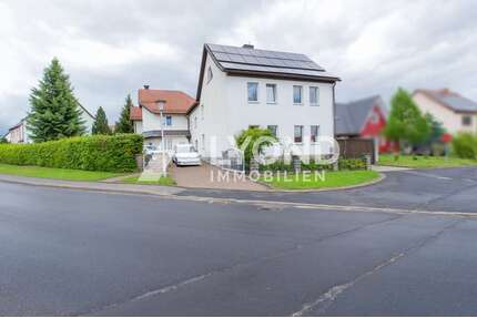 Haus zum Kaufen in Vogtei (Niederdorla) 420.000,00 € 329 m²
