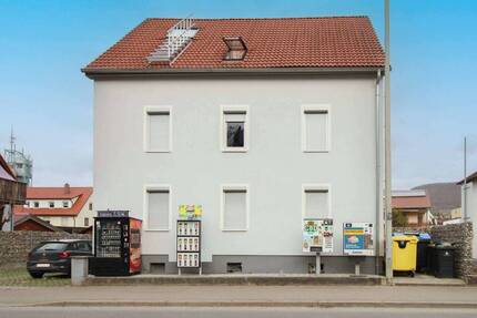 Mehrfamilienhaus mit leerstehender Eigentümerwohnung und stabilen Mieteinnahmen in Pfullingen