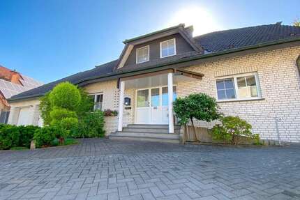 Haus zum Kaufen in Lippstadt Eickelborn 429.000,00 € 145 m² - Lippstadt / Eickelborn