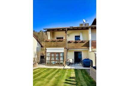 Haus zum Kaufen in Metten 399.000,00 € 142.31 m²