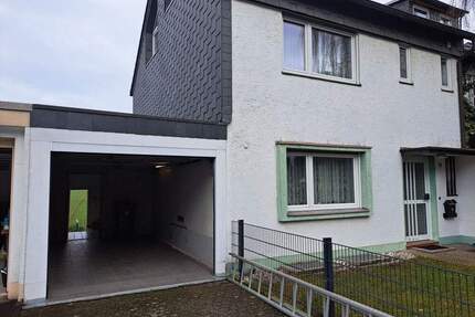 Gepflegtes Reihenendhaus mit ausgebautem Dachgeschoss, Garten und Garage - Kürten Weiden