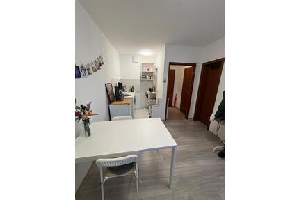 Wohnung in Aachen - 750,00&nbsp;EUR Kaltmiete, ca.&nbsp; 28,00&nbsp;m&sup2; in Aachen (PLZ: 52072) Aachen-Mitte