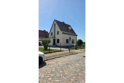 Erstbezug-Einfamilienhaus am Ortsrand von Oschersleben - Oschersleben (Bode)