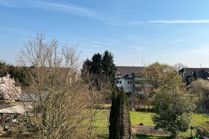 2,5 Raum Wohnung: Balkon, Einbauküche & Waschmaschine, E-Borbeck - Essen Stadtbezirk IV