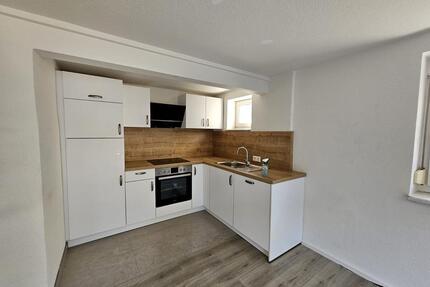 3-Zimmer-Souterrainwohnung mit Terrasse – ideal für Paare klein - Villingen-Schwenningen