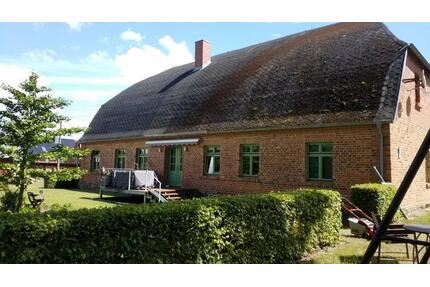 Außergewöhnliches Wohnhaus in wunderschöner Lage - Rosenow