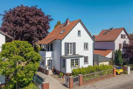 Haus zum Kaufen in Flörsheim am Main 697.000,00 € 149 m²