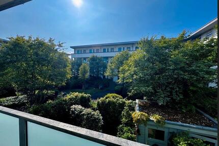 Elegante Etagenwohnung mit Balkon 96 m² - Hattersheim am Main