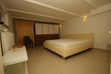 Souterrainwohnung mit Tageslichtbad in Frankfurt a.M. - Frankfurt am Main Nied