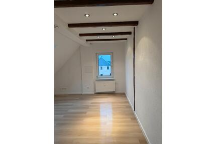 Etagen Wohnung - 800,00&nbsp;EUR Kaltmiete, ca.&nbsp; 76,00&nbsp;m&sup2; in Doberschau-Gaußig (PLZ: 02692)