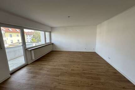Wohnung zum Mieten in Poing 1.125,00 € 83 m²