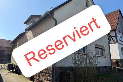 Haus zum Kaufen in Trendelburg-Langenthal 99.000,00 € 152 m²