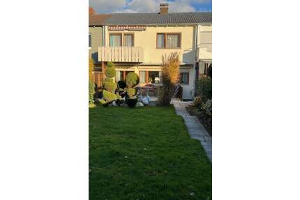 Charmantes Einfamilienhaus als Reihenhaus in ruhiger Lage von Friedrichshafen-Jettenhausen