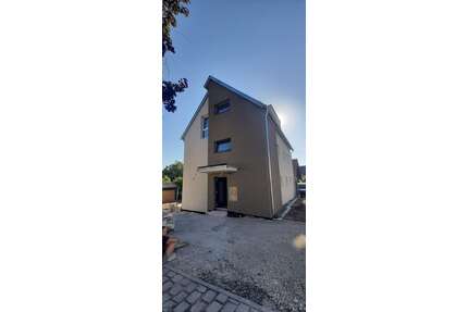 Wohnung zum Mieten in Esslingen 1.317,00 € 77 m²