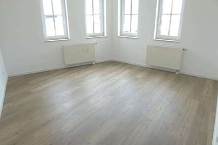 Wohnung zum Mieten in Chemnitz 325,00 € 71.55 m²