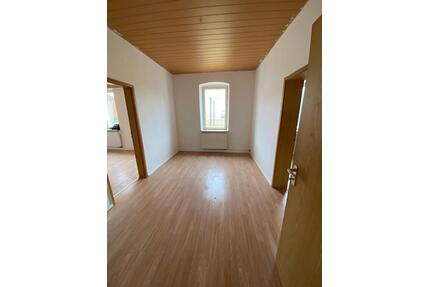 Helle renovierte 3 Zimmer Wohnung Erdgeschosswohnung mit - Selb