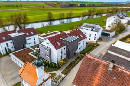 Gepflegte 2,5-Zimmer-Wohnung mit Terrasse und Stellplatz – Baujahr 2012 - Ehingen (Donau) Nasgenstadt