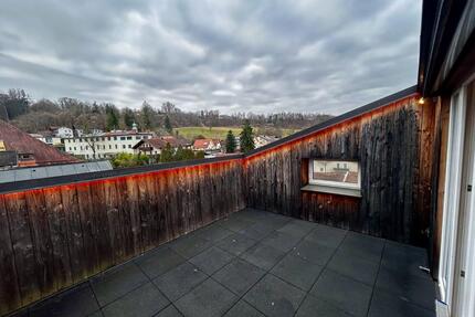 Tittmoning: 163 m² smarte Wohnung in ruhiger Bestlage