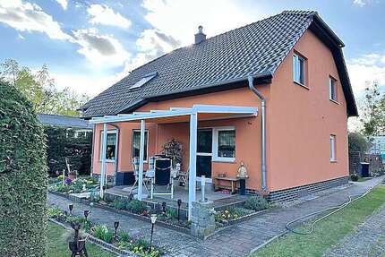 Haus zum Kaufen in Schwedt 352.000,00 € 140 m²