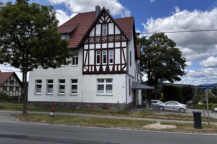 700,00&nbsp;EUR Kaltmiete, ca.&nbsp; 90,00&nbsp;m&sup2;&nbsp;Wohnfl&auml;che in Schleusingen (PLZ: 98553)