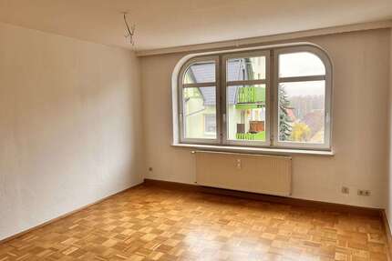 Wohnung zum Mieten in Hohndorf 420,00 € 93 m²