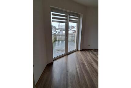 Große Wohnung mit Balkon - 680,00&nbsp;EUR Kaltmiete, ca.&nbsp; 105,00&nbsp;m&sup2; in Daun (PLZ: 54550)