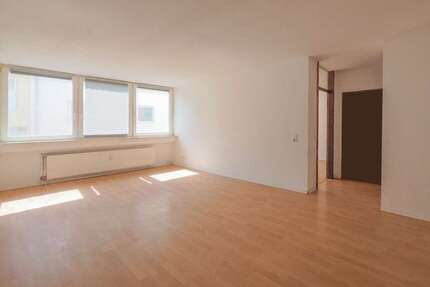 Wohnung zum Kaufen in Saarbrücken 99.000,00 € 43 m²
