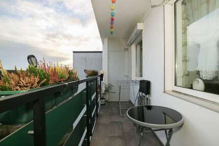 Wohnung zum Kaufen in Dormagen Delhoven 165.000,00 € 64 m² - Dormagen / Delhoven