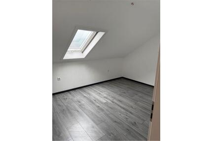 Wohnung 2 Zimmer Küche, Bad - 450,00&nbsp;EUR Kaltmiete, ca.&nbsp; 55,00&nbsp;m&sup2; in Beverungen (PLZ: 37688)