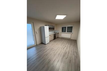 Gewerberaum in Erligheim - 350,00&nbsp;EUR Kaltmiete, ca.&nbsp; 35,00&nbsp;m&sup2; in Erligheim (PLZ: 74391)
