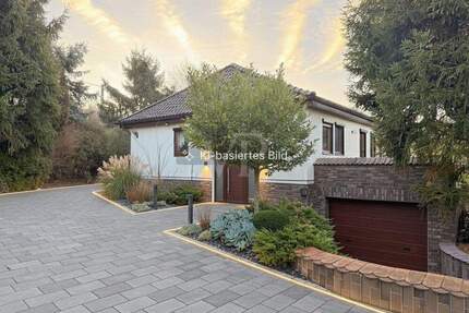 EINZIGARTIGE GELEGENHEIT IN WEINBÖHLA, BUNGALOW IN TOP-LAGE MIT HERRLICHEM FERNBLICK