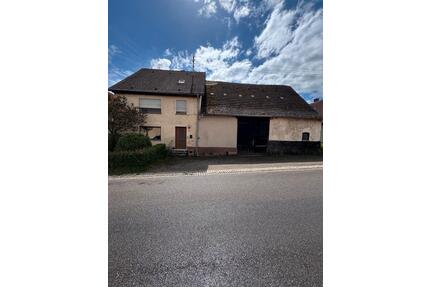 Großes Haus mit Scheune und Stall auf der schwäbischen Alb - Pfronstetten