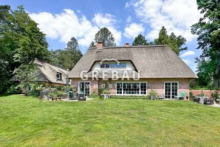 Haus zum Kaufen in Wedel 3.100.000,00 € 364 m²