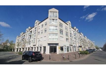 Stilvolle Dachgeschosswohnung für Singles und Paare - kompakt geschnitten, wertbeständig und inklusive Stellplatz - Dietzenbach Steinberg