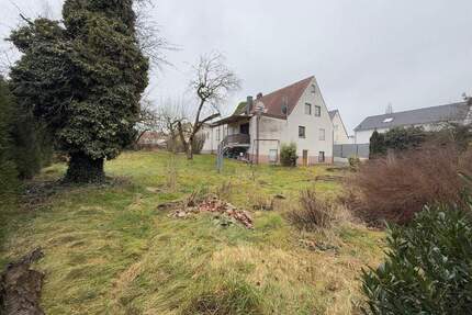 Einfamilienhaus mit großen und sonnigen Garten - Dillingen an der Donau