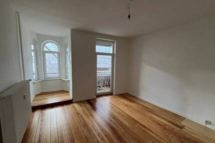 Wunderschöne 3 Zimmer Altbauwohnung im Herzen von Kiel.